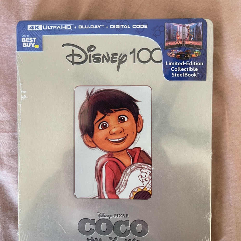 Disney Coco Steelbook 4K and Blu-Ray